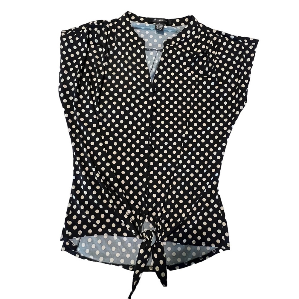 89th & Madison Button Up Tie Front Polka Dot Top size: Large